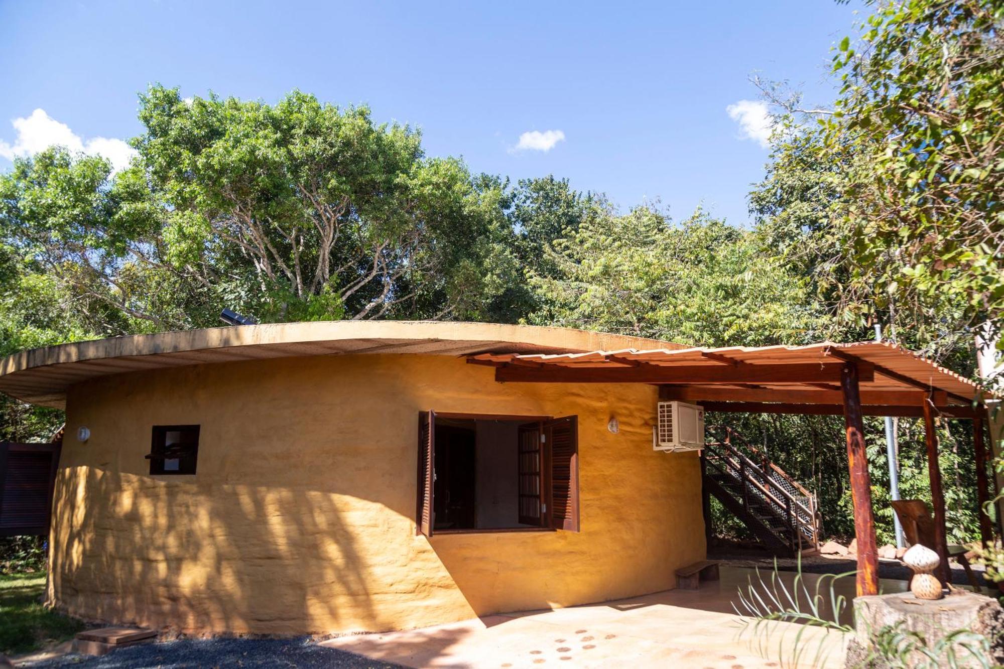 Floresta Encantada Telescopio,Fogueira, Riacho Chapada dos Guimarães 외부 사진